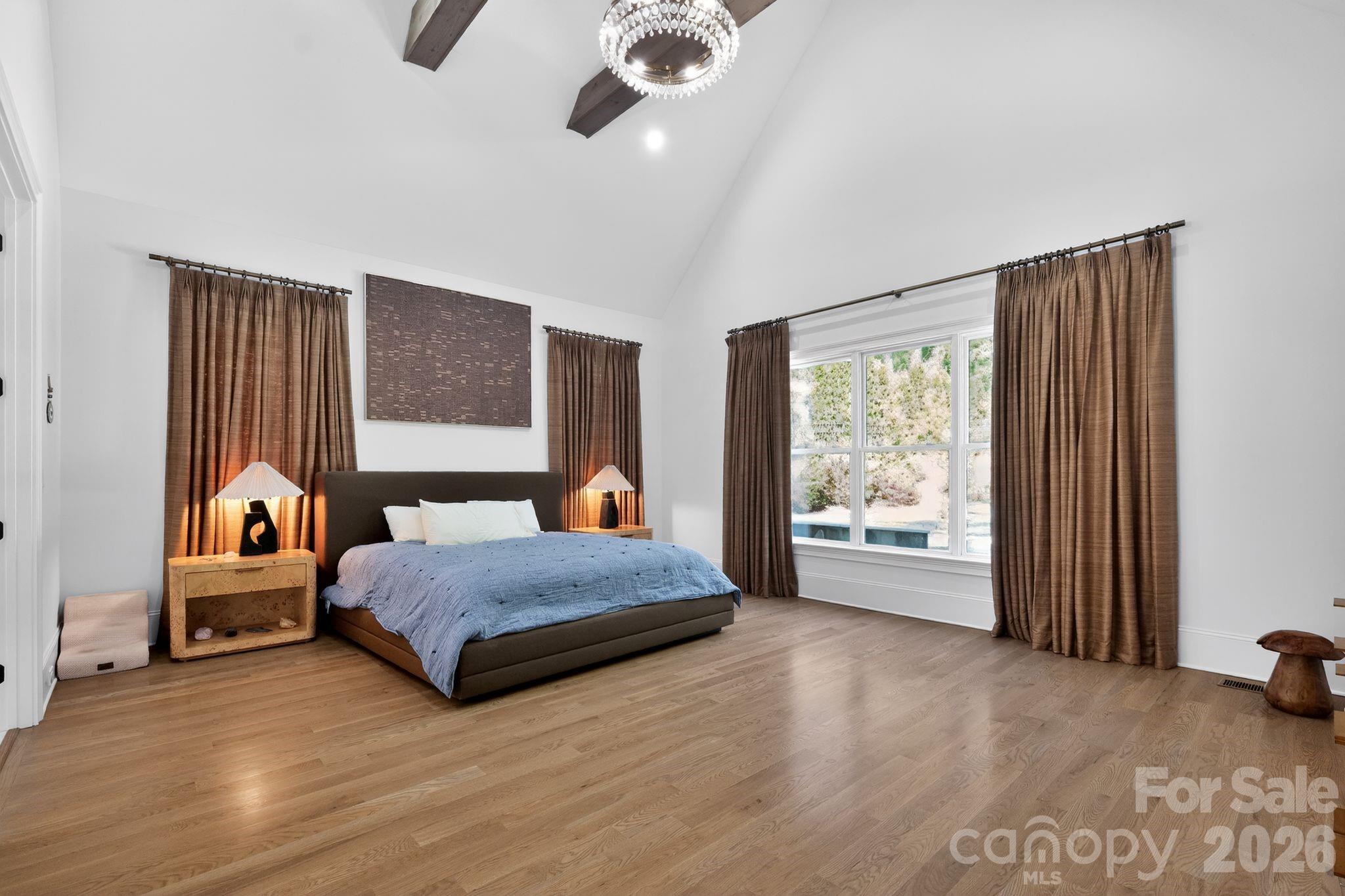 Mia Manor - Residential