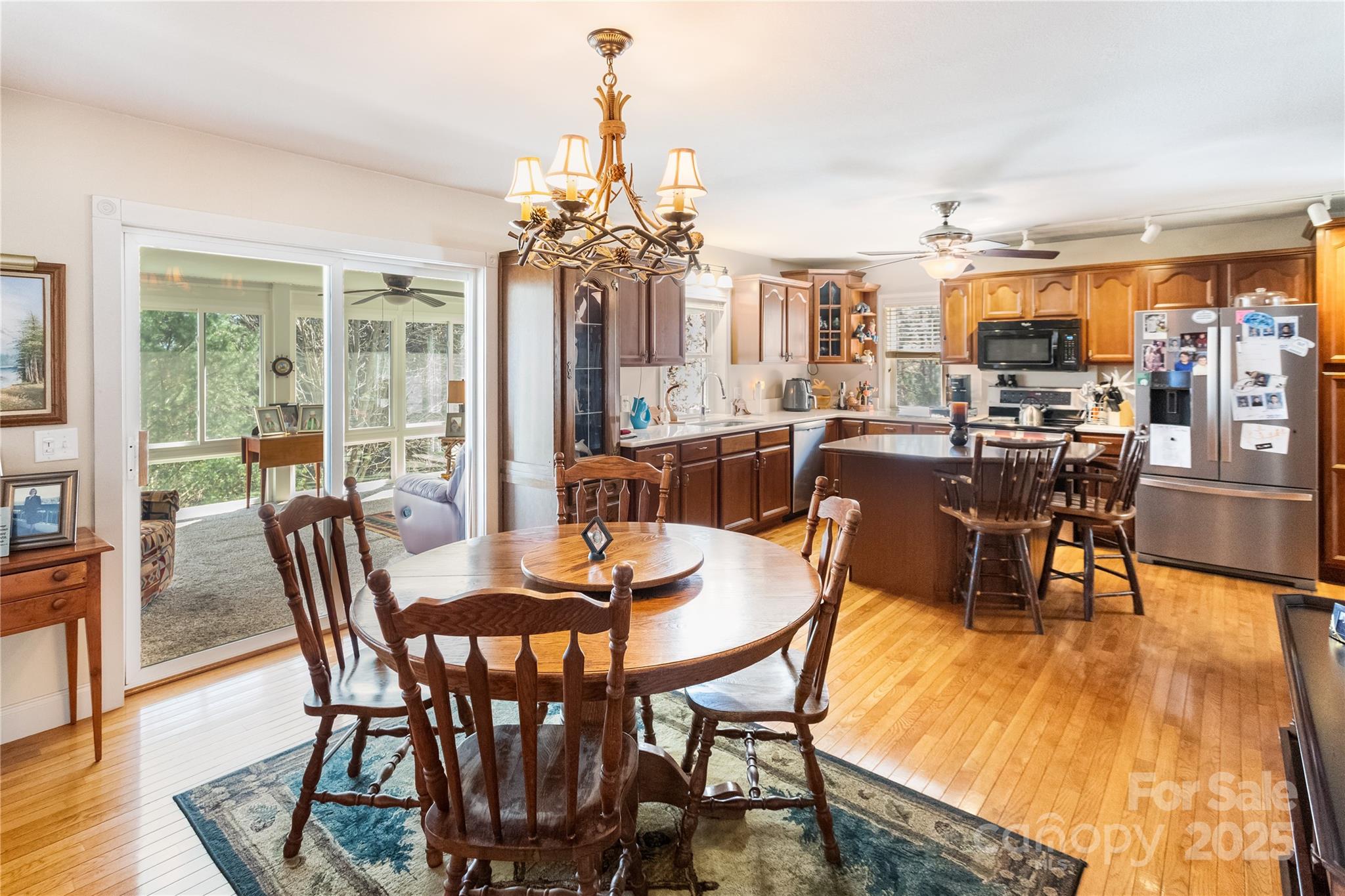 311 Coyote Hollow Road