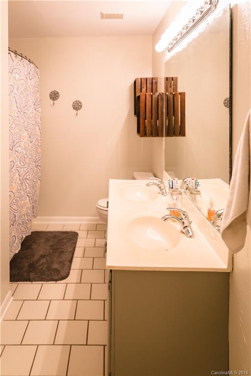 Tega Cay - Residential