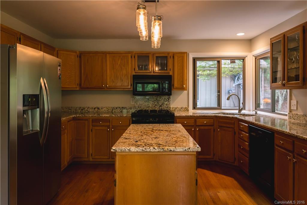 Tega Cay - Residential