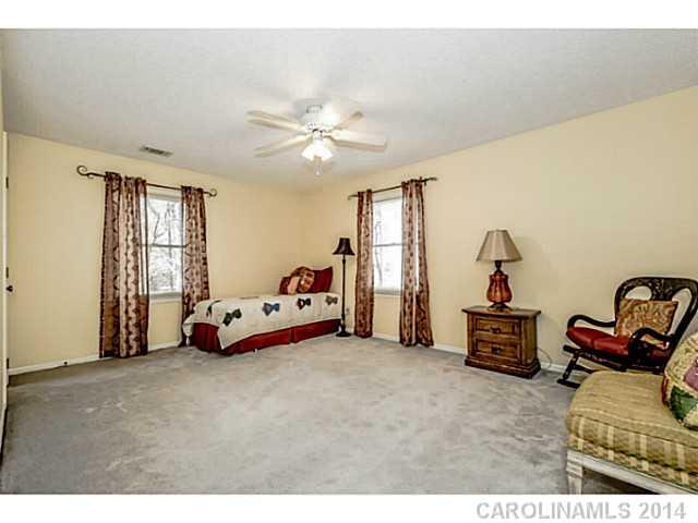 Tega Cay - Residential