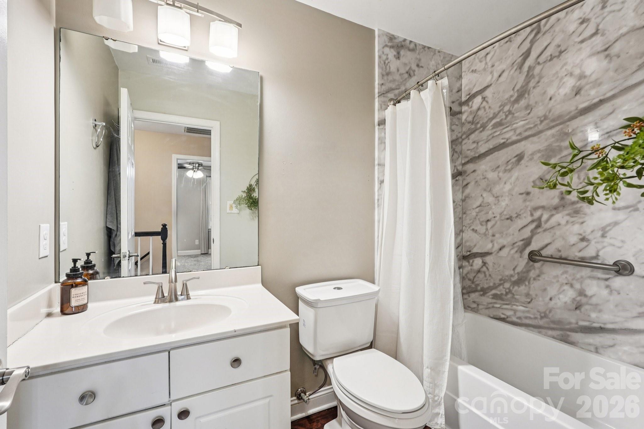 Hunters Pointe - Residential