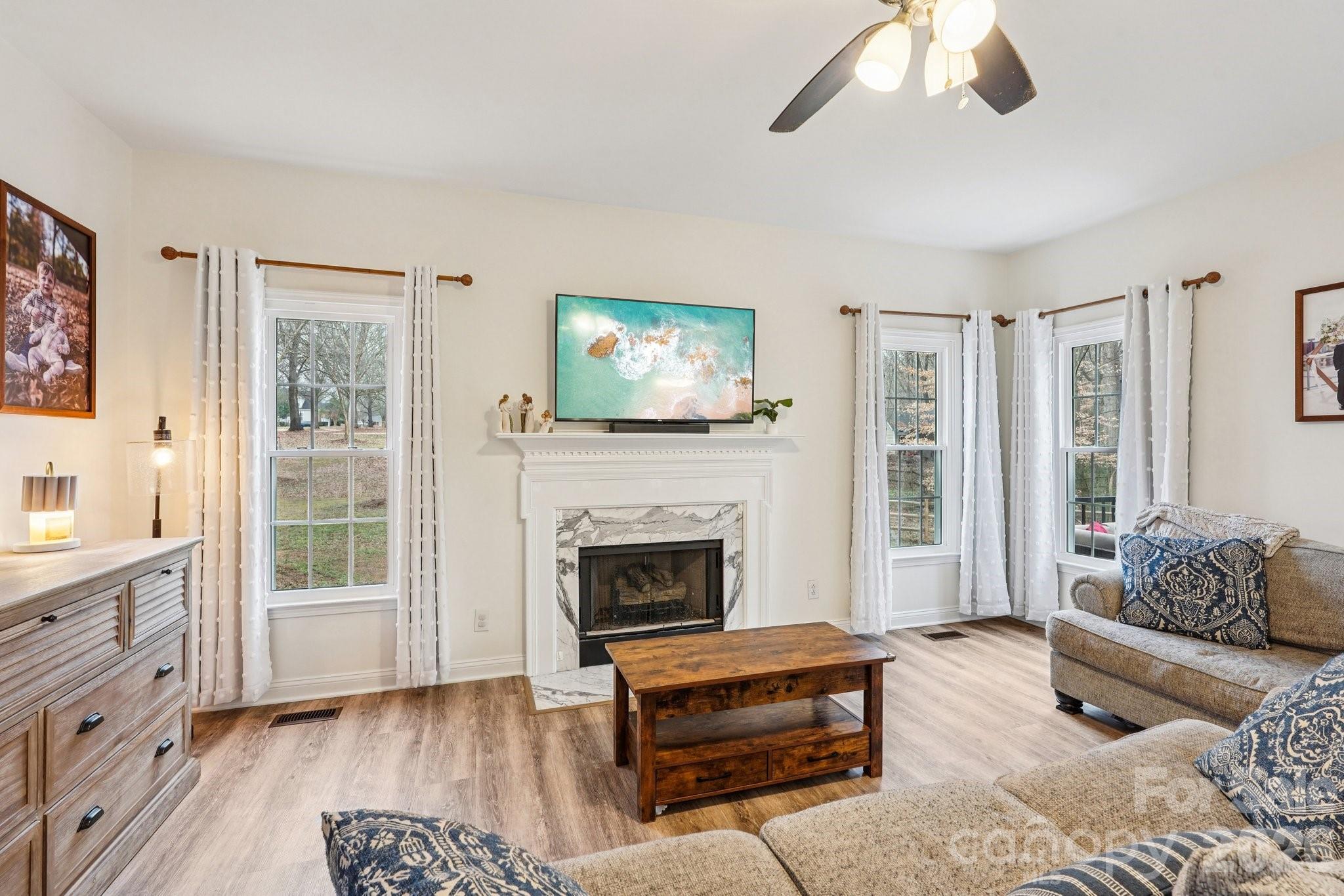 Hunters Pointe - Residential