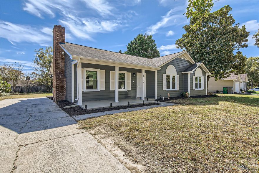 Charming Ranch home located in the University area near I-485, UNC, the Pavillion and minutes from Concord Mills Mall. This home offers the perfect blend of character and modern updates. * New windows that come with a 1 year warranty, freshly painted,new carpets, updated light  fixtures and ceiling fans *. The open floor plan allows you to enjoy dinner and a movie in front of the brick fireplace. **NO HOA**.Located on a large lot with a fenced  back yard and a welcoming front porch to enjoy your coffee in the morning. 
Don't miss this opportunity to call this your new home sweet home!