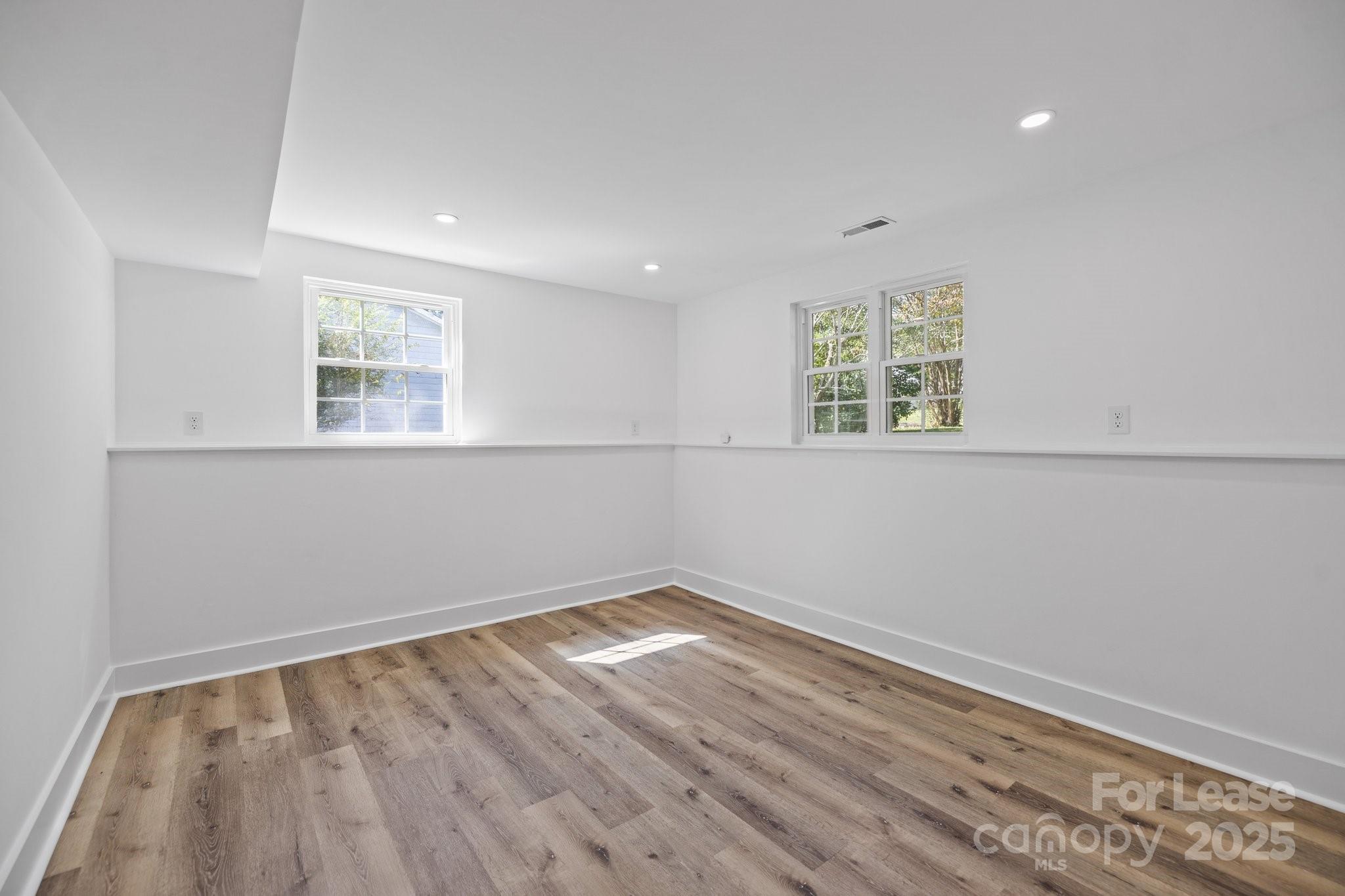 Wyndemere Crossing - Residential Lease