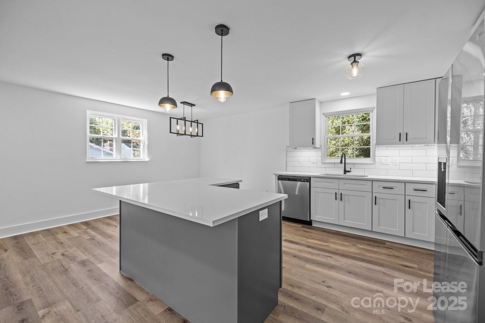 Wyndemere Crossing - Residential Lease