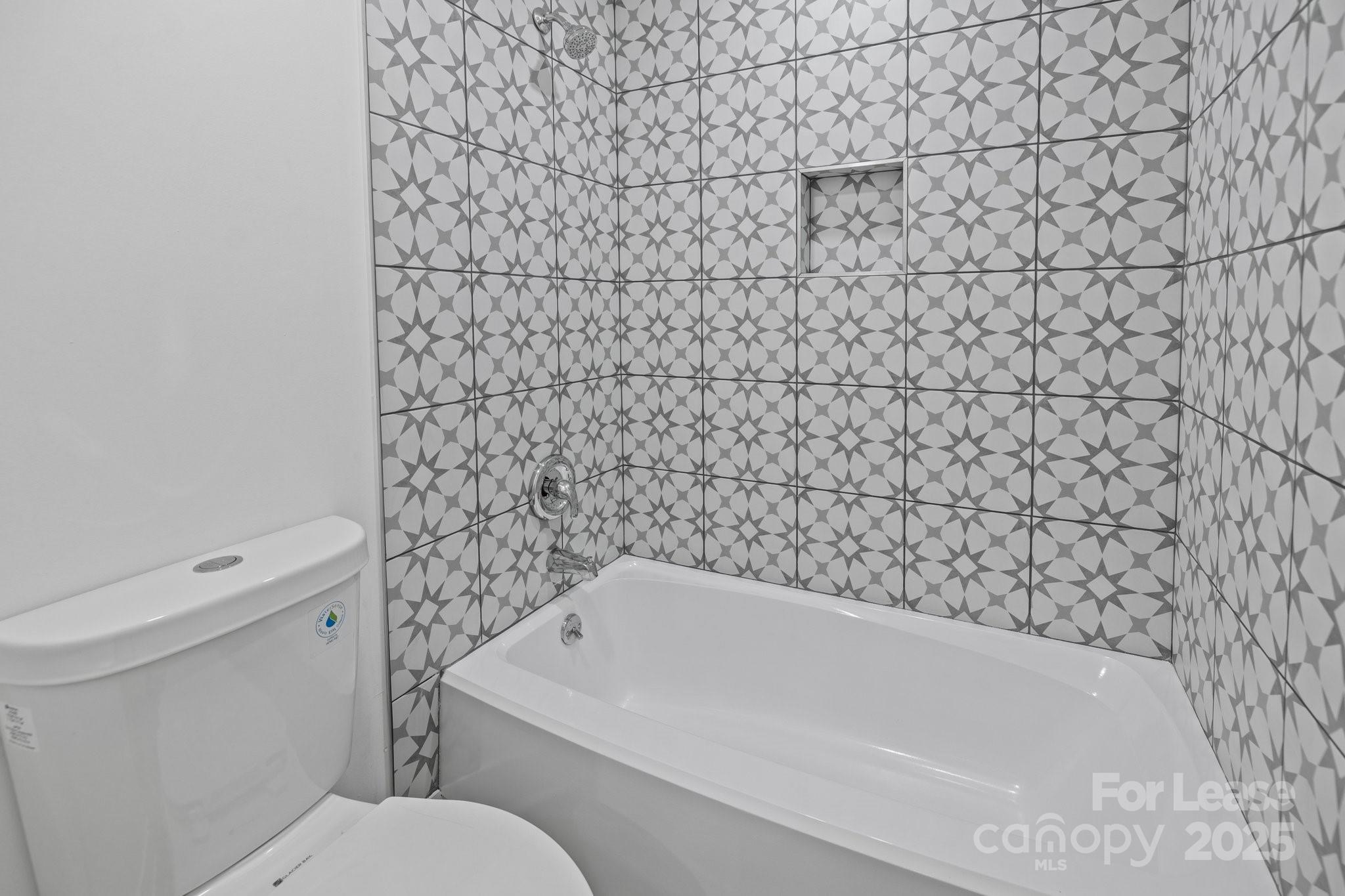 Wyndemere Crossing - Residential Lease