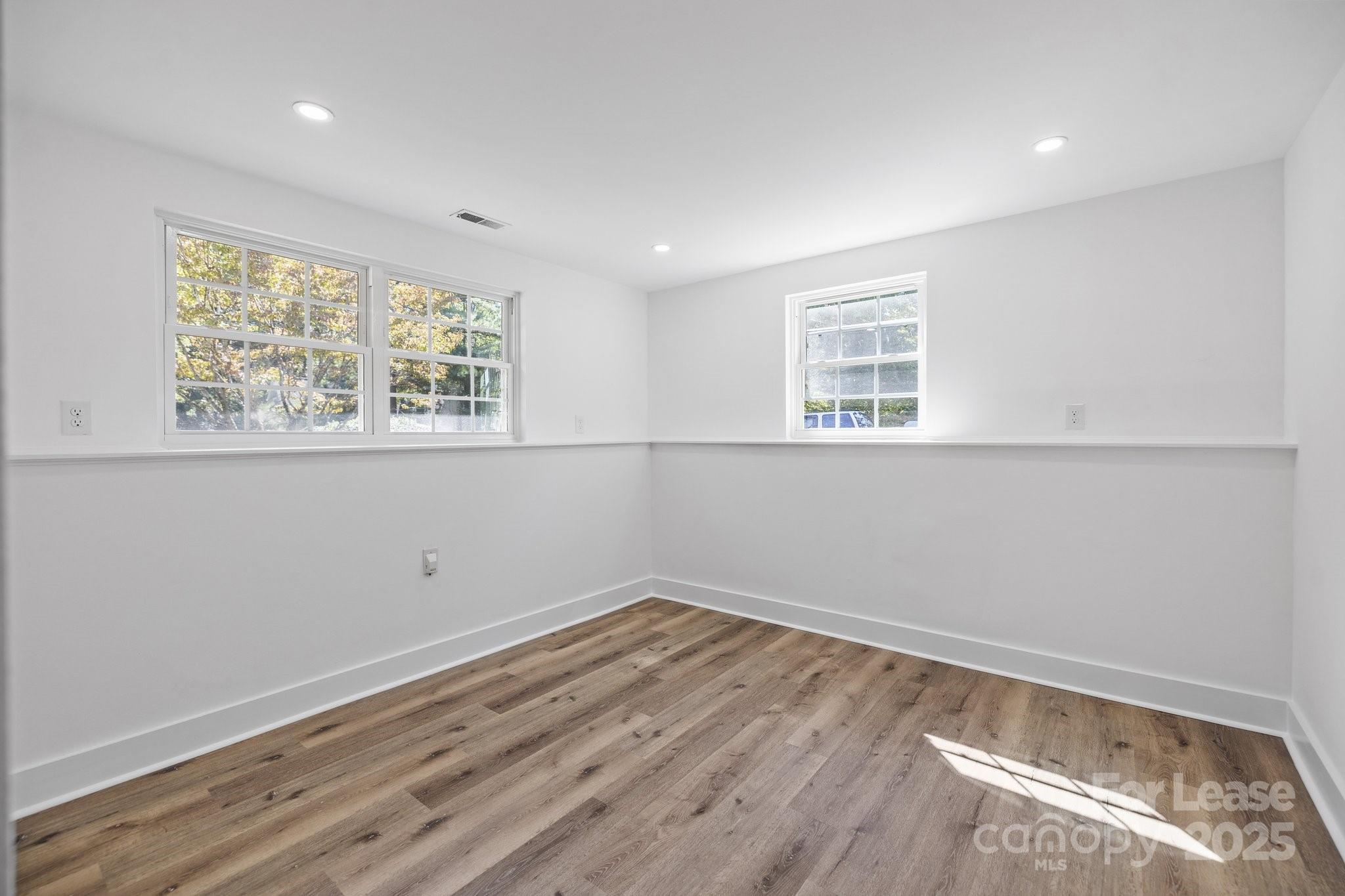 Wyndemere Crossing - Residential Lease