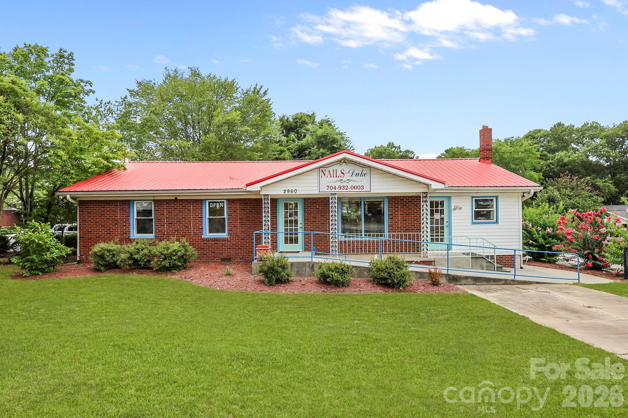 2960 Dale Earnhardt Boulevard