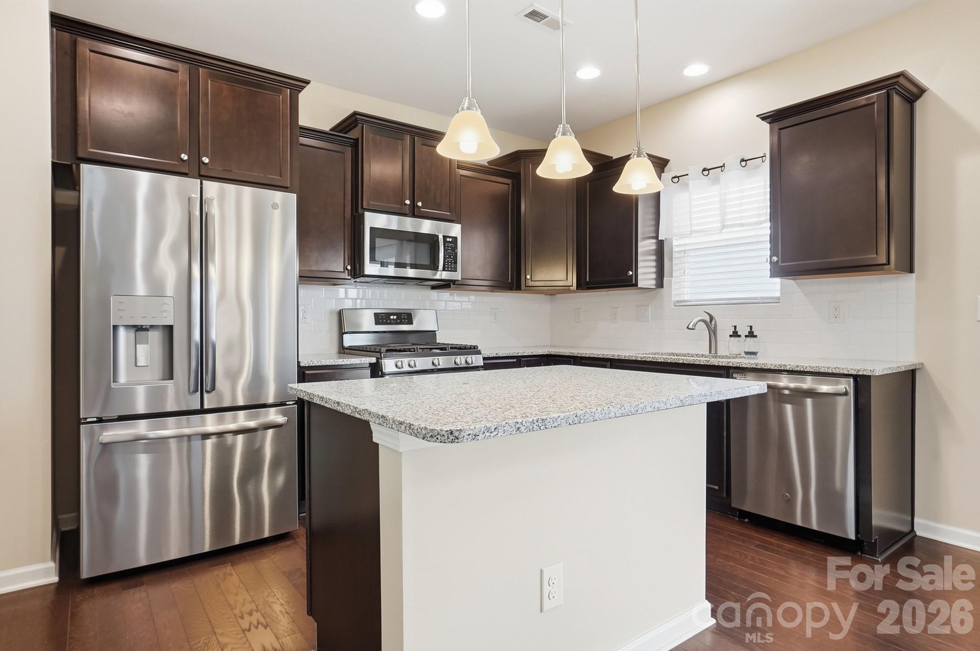 113 E Neel Ranch Road