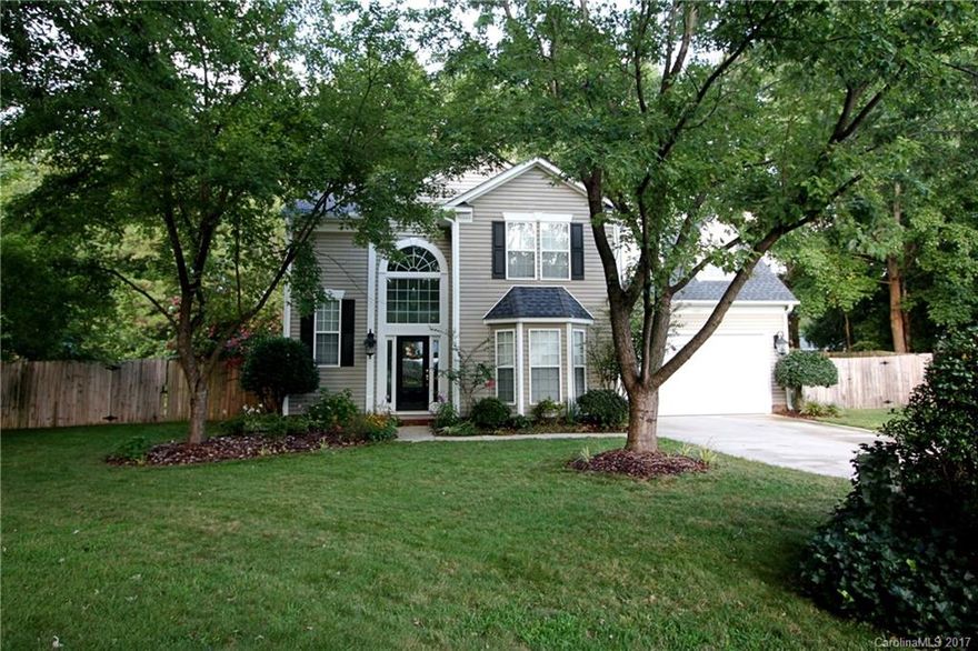 Meticulously updated 3 bedroom PLUS Bonus on one of the largest lots in Kerry Greens & on a cul-de-sac! Upgraded granite & stainless appliances, beautiful flooring, huge fenced yard, open living room with loads of natural light & updated stacked stone fireplace. All baths updated including redesigned master shower & tile floors. Dual-Zone HVAC 2015, Hot Water Heater 2015, Fence 2015, Roof 2012, Laundry cabinets + Washer/Dryer (to remain) 2015. Multiple Offers -- HIGHEST AND BEST BY 5PM SAT 9/16