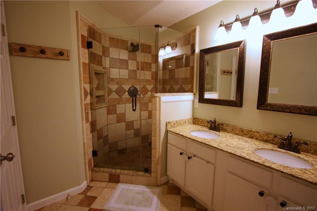 Kerry Greens - Residential