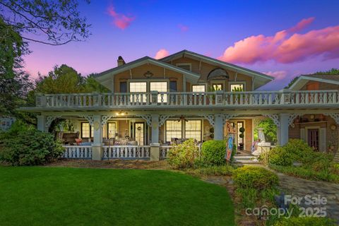 317 Courtland Boulevard Hendersonville NC 28791