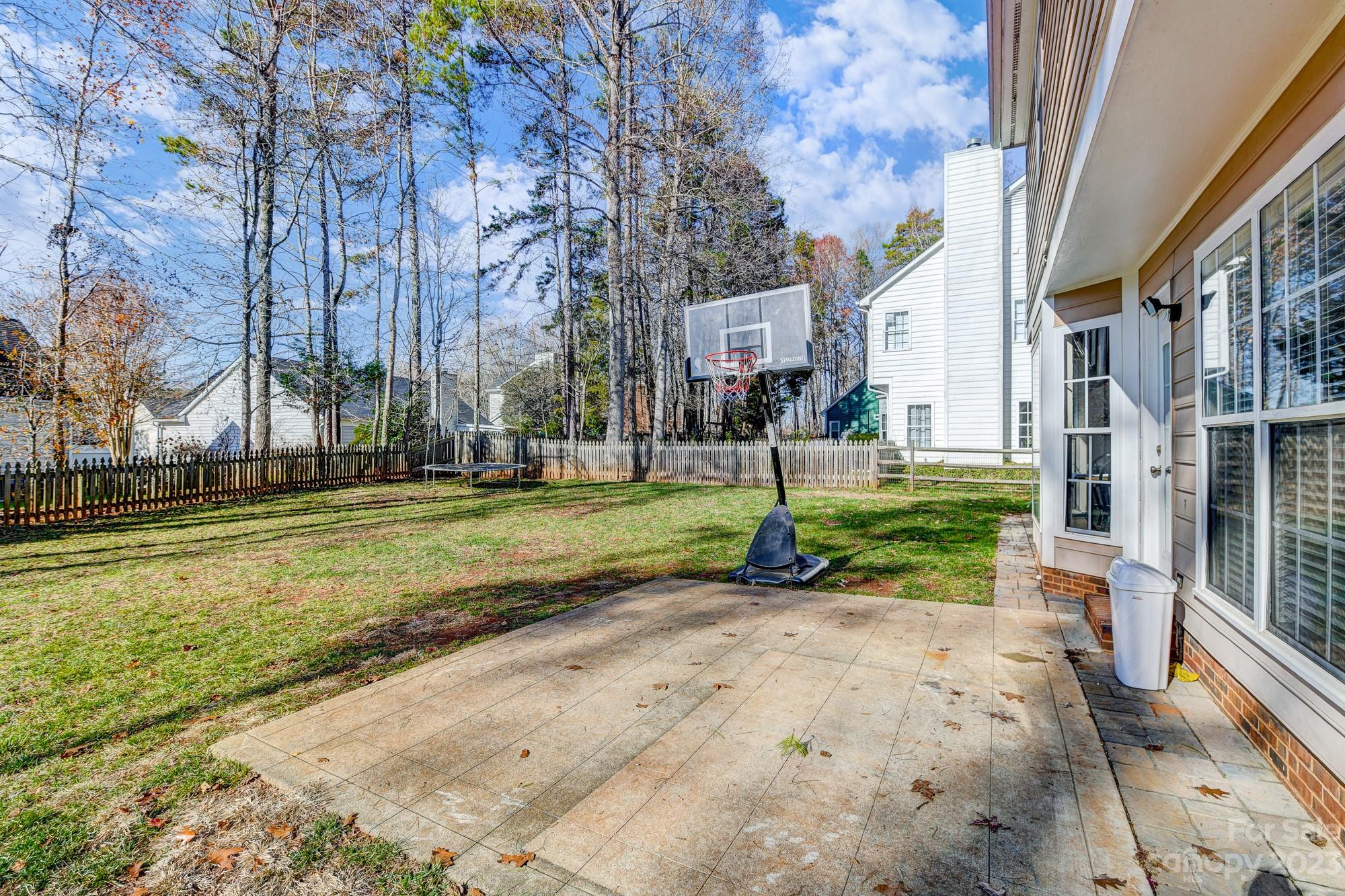 Lantern Green - Residential