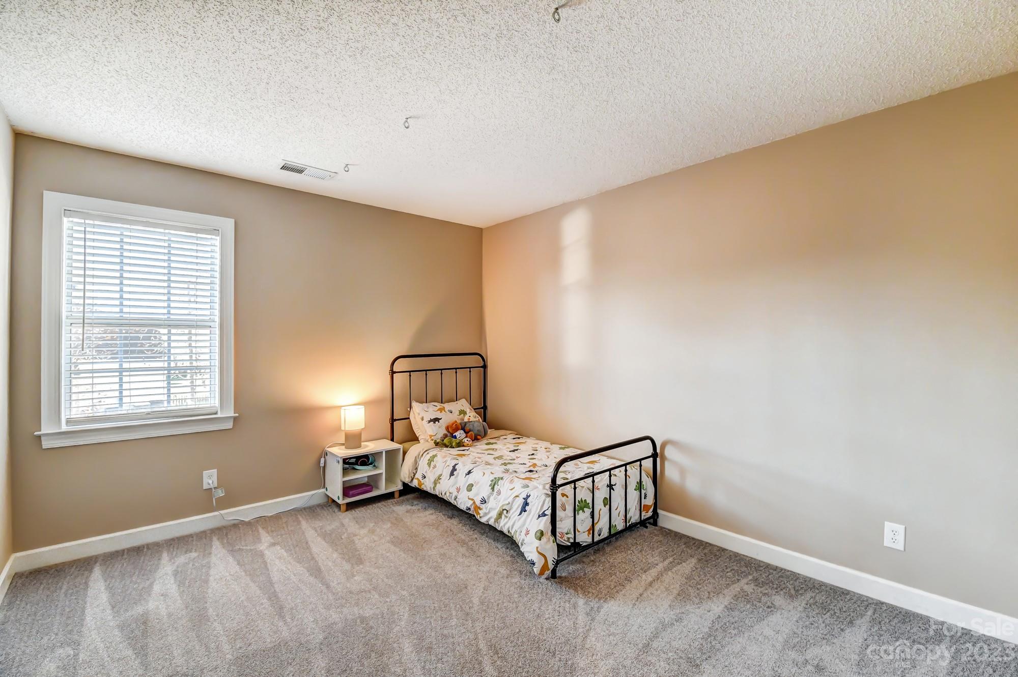 Lantern Green - Residential