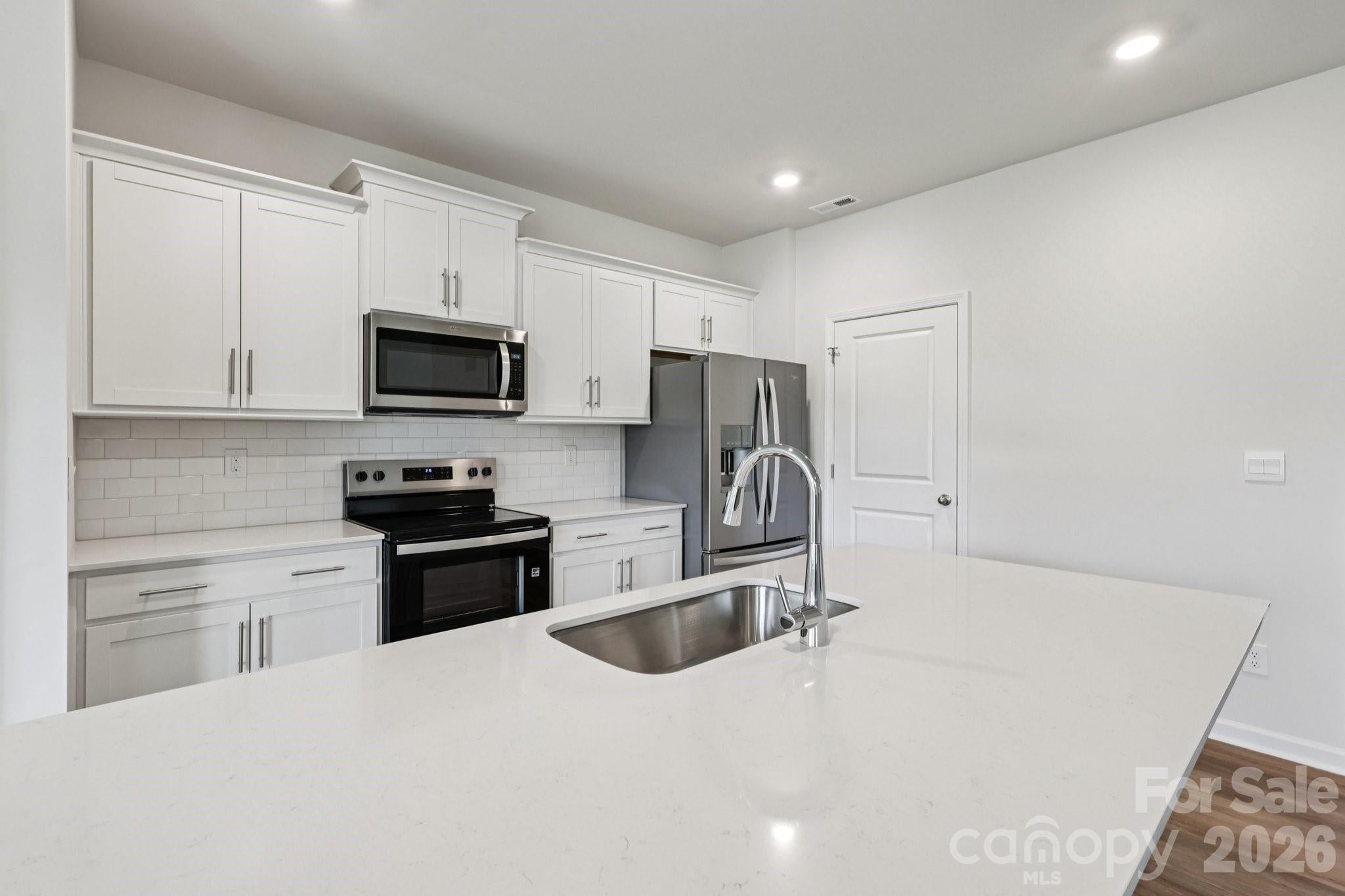 84 Cora View Trail