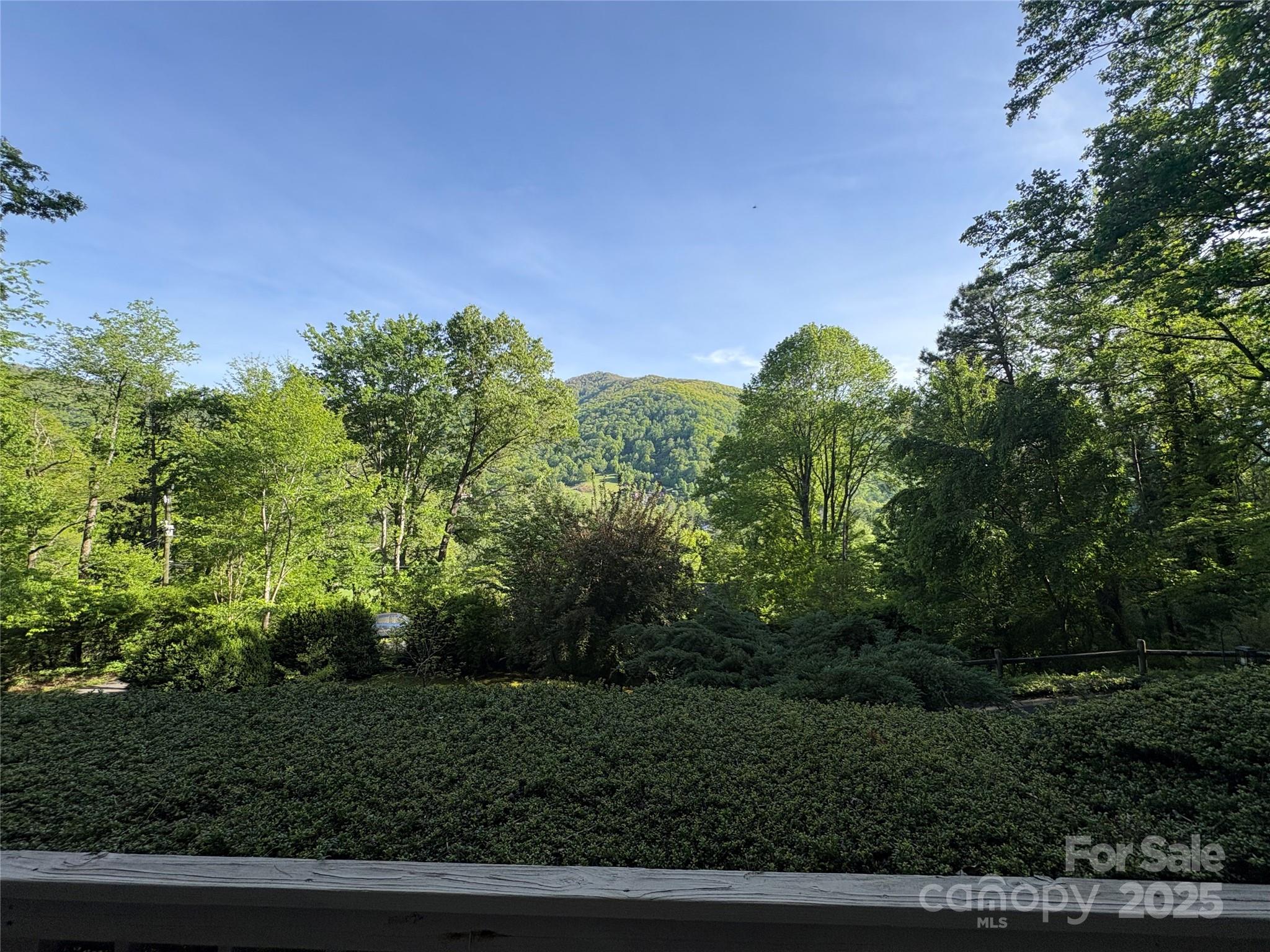 108 Golfview Drive