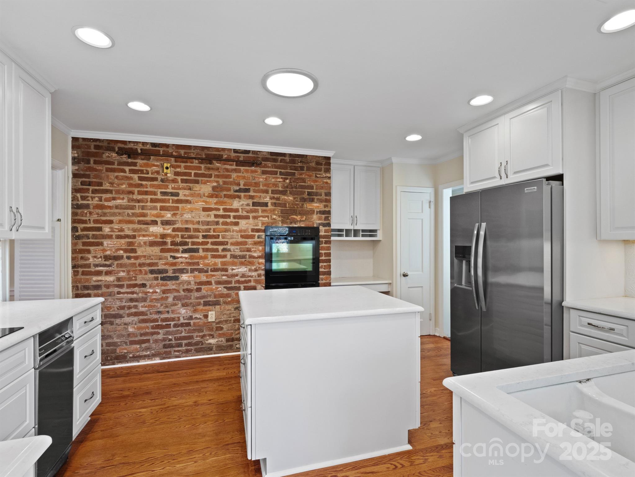 Barclay Downs - Residential