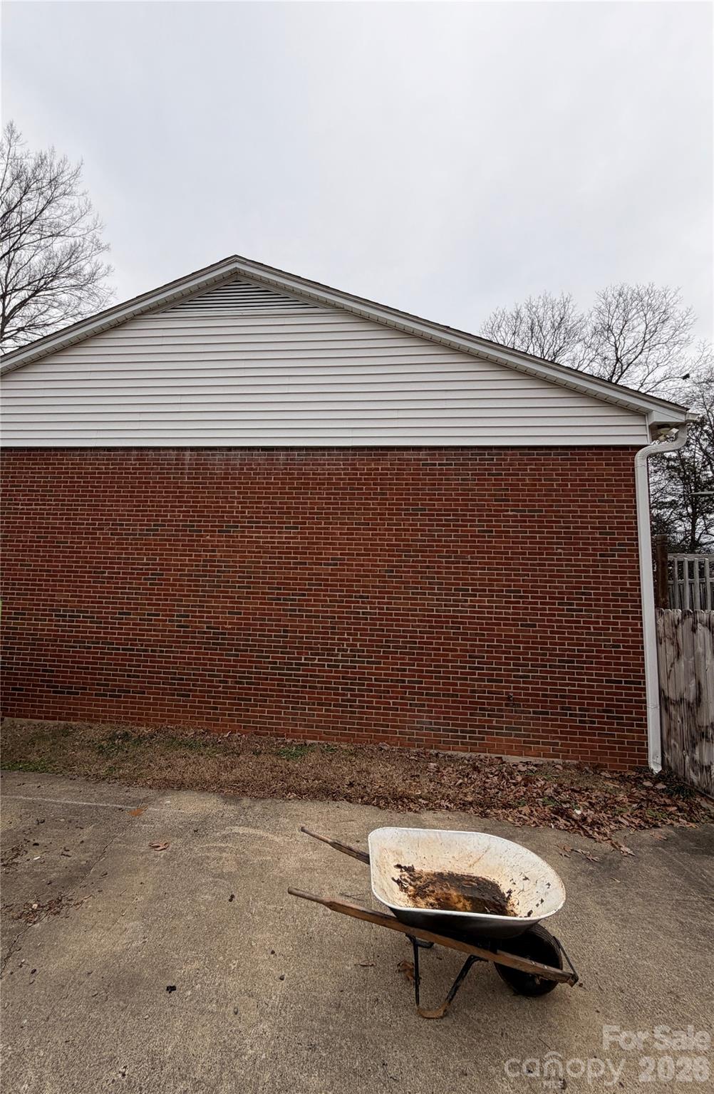 809 Forestbrook Drive