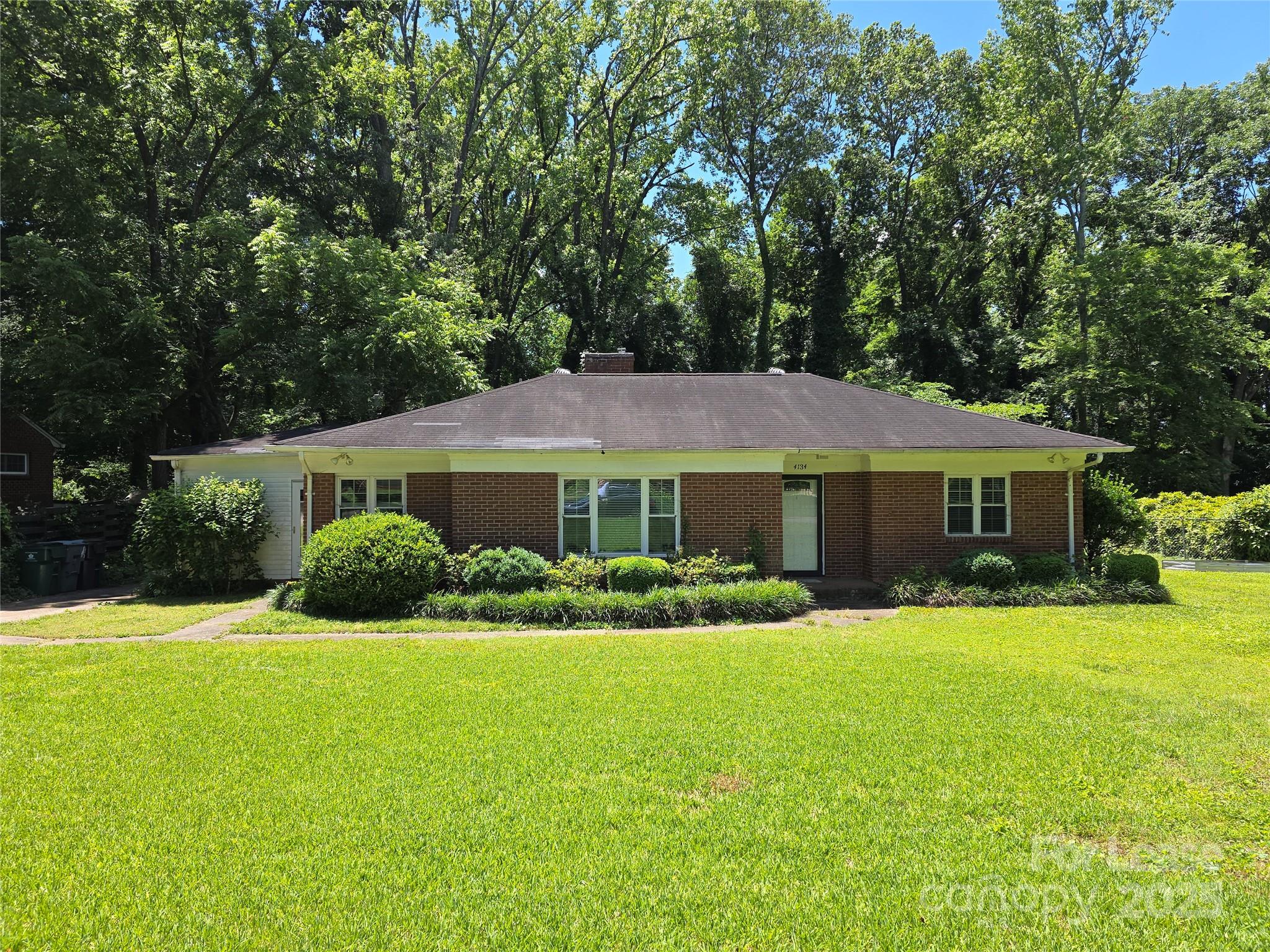 Medford Acres - Residential Lease