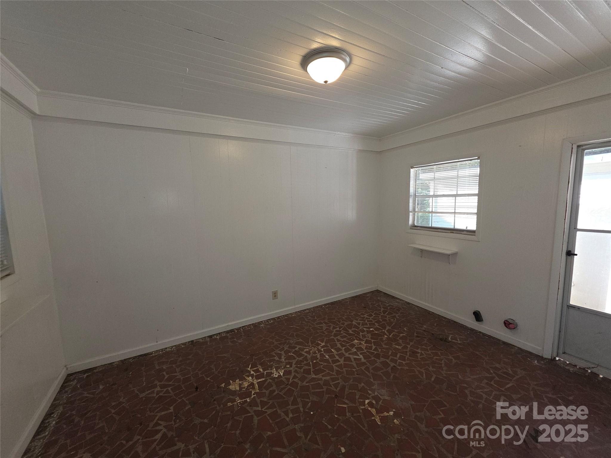 Medford Acres - Residential Lease