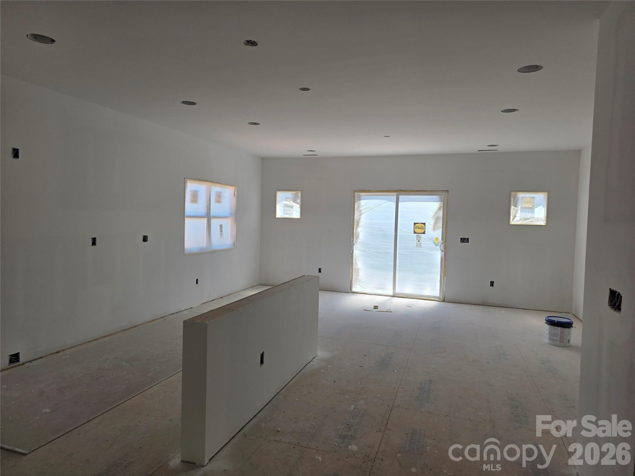 32 Brice Street 16