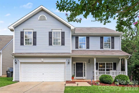 Photo of 7218 Cascading Pines Drive, Fort Mill, SC 29708 (MLS # 4411694)