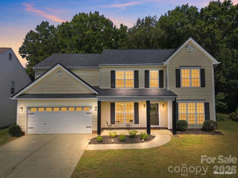 Photo of 9709 Nannyberry Lane, Charlotte, NC 28273 (MLS # 4417442)