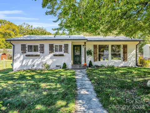 110 Scenic View Drive Swannanoa NC 28778