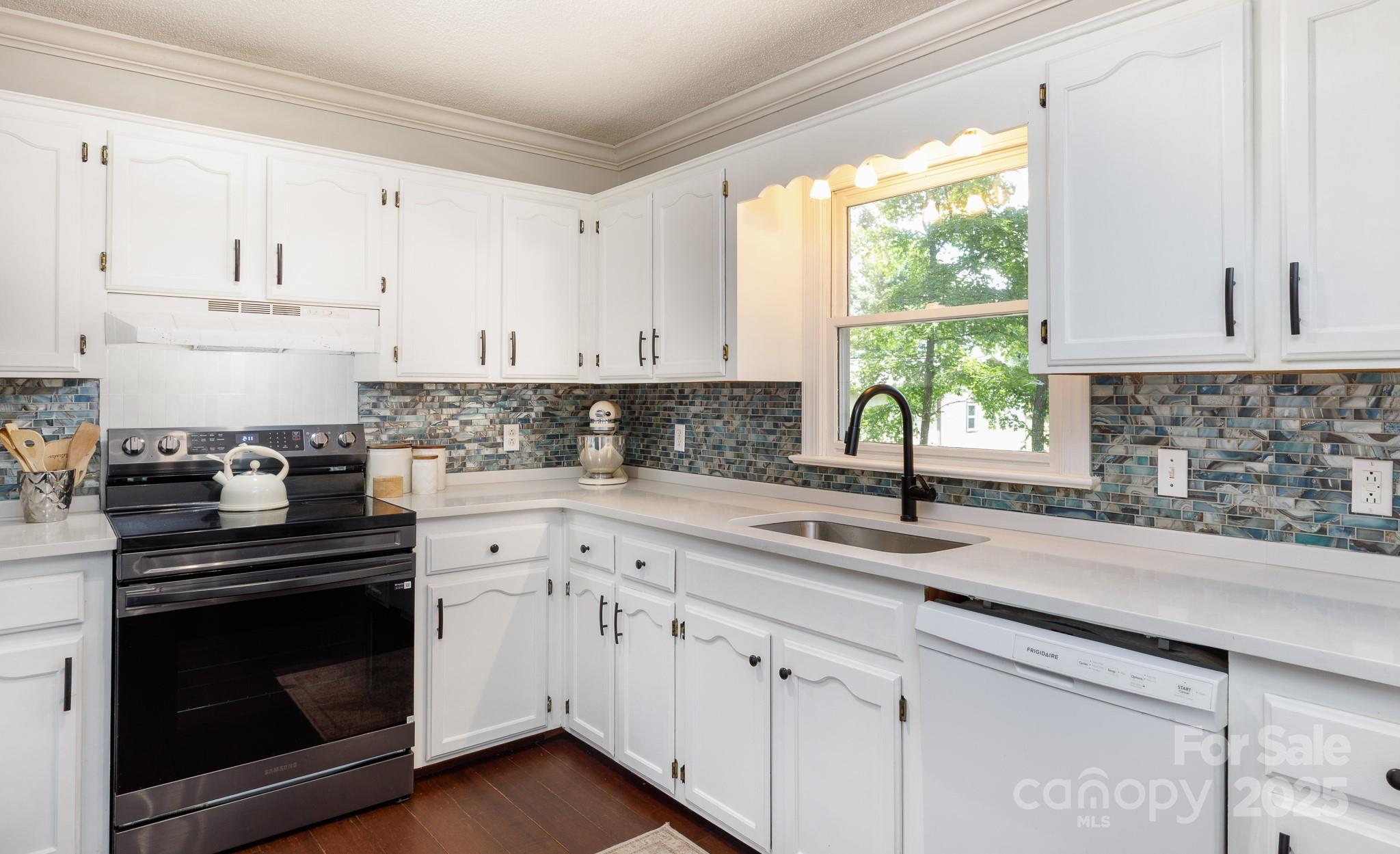 Taylor Oaks - Residential