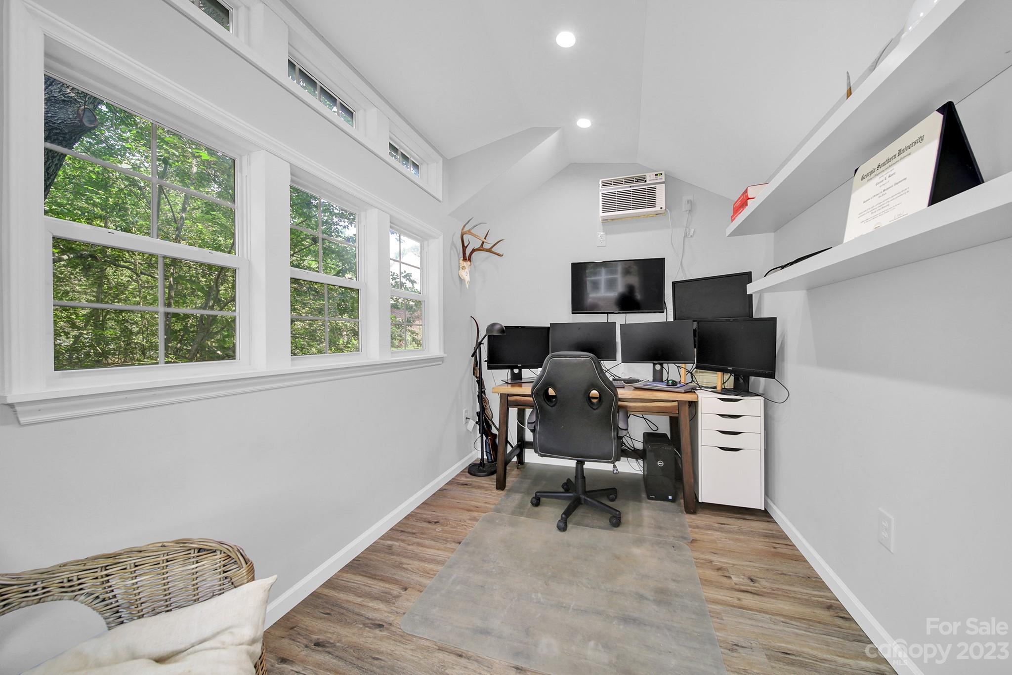 Hunley Creek - Residential