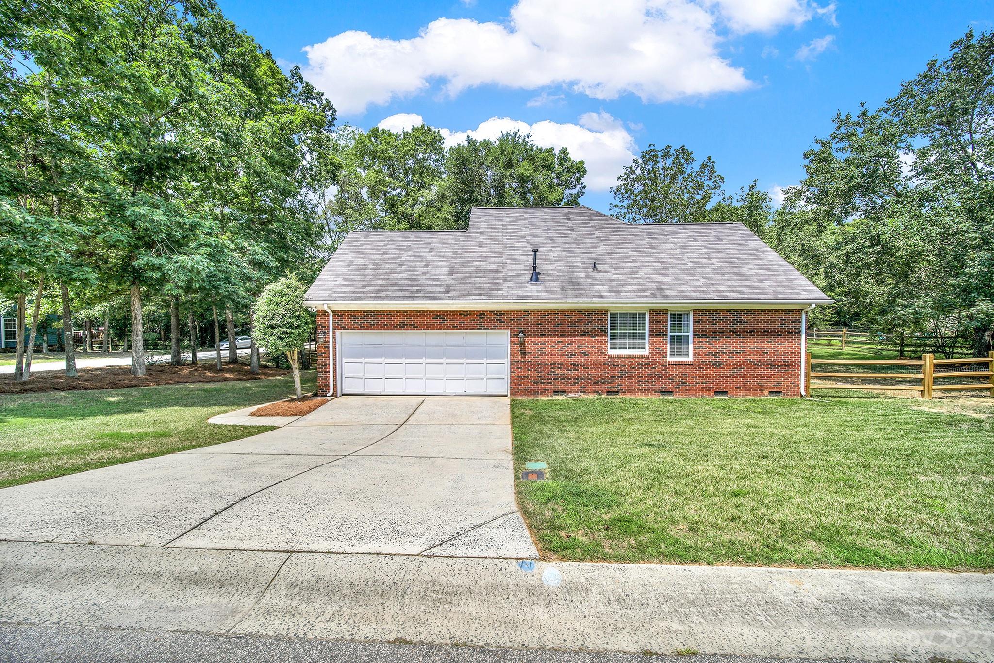 Hunley Creek - Residential