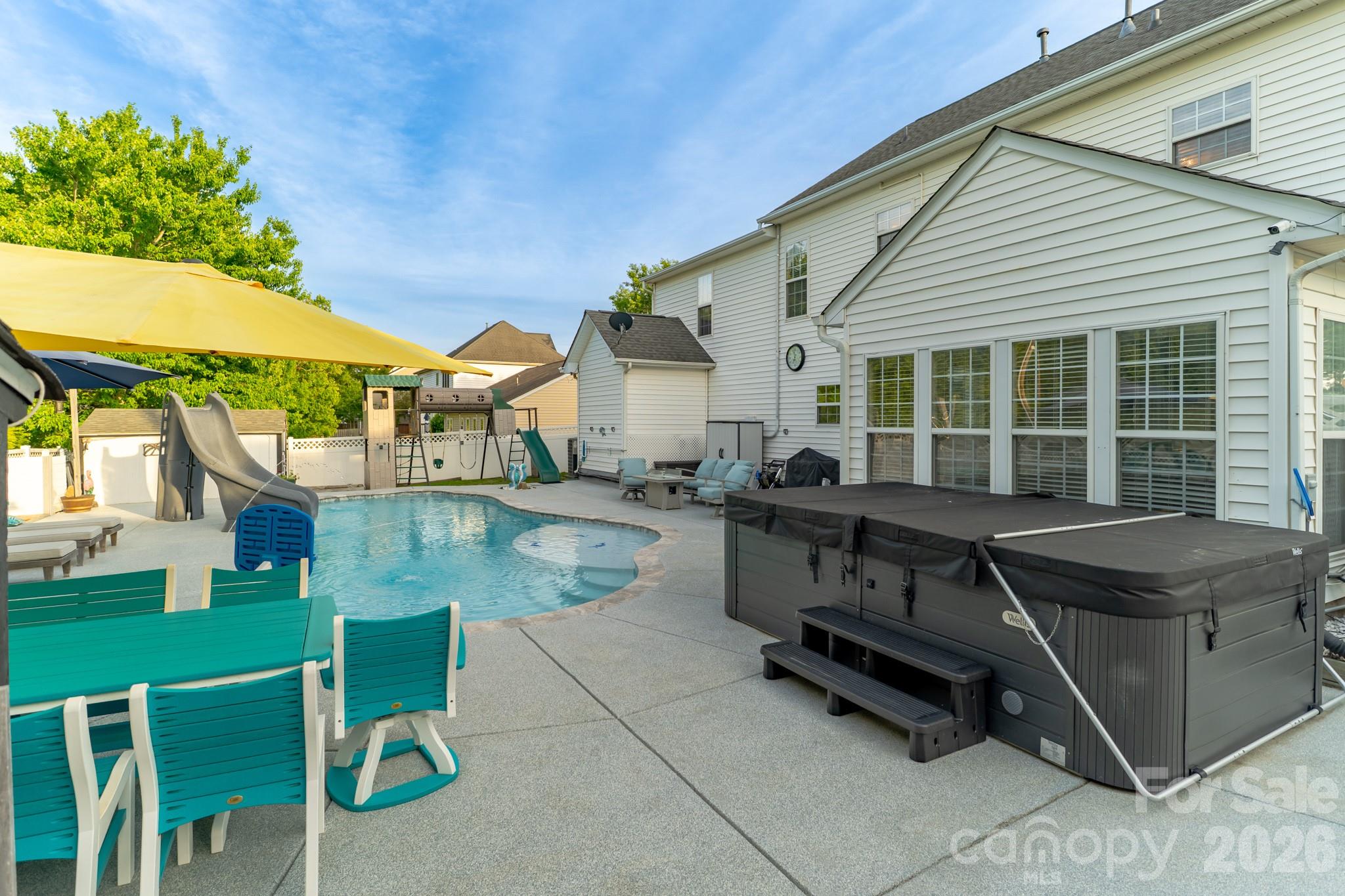 Autumn Cove at Lake Wylie - Residential