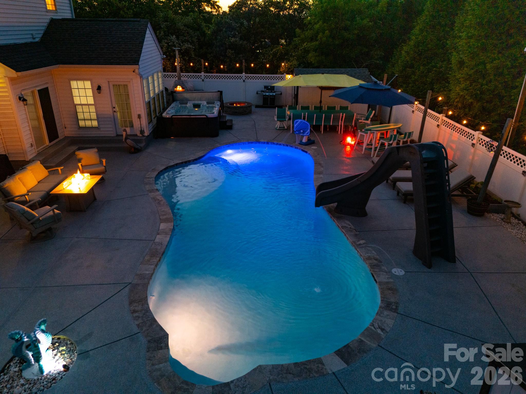 Autumn Cove at Lake Wylie - Residential