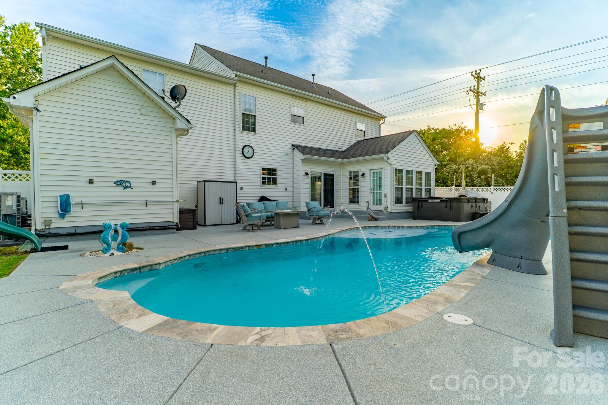 Autumn Cove at Lake Wylie - Residential
