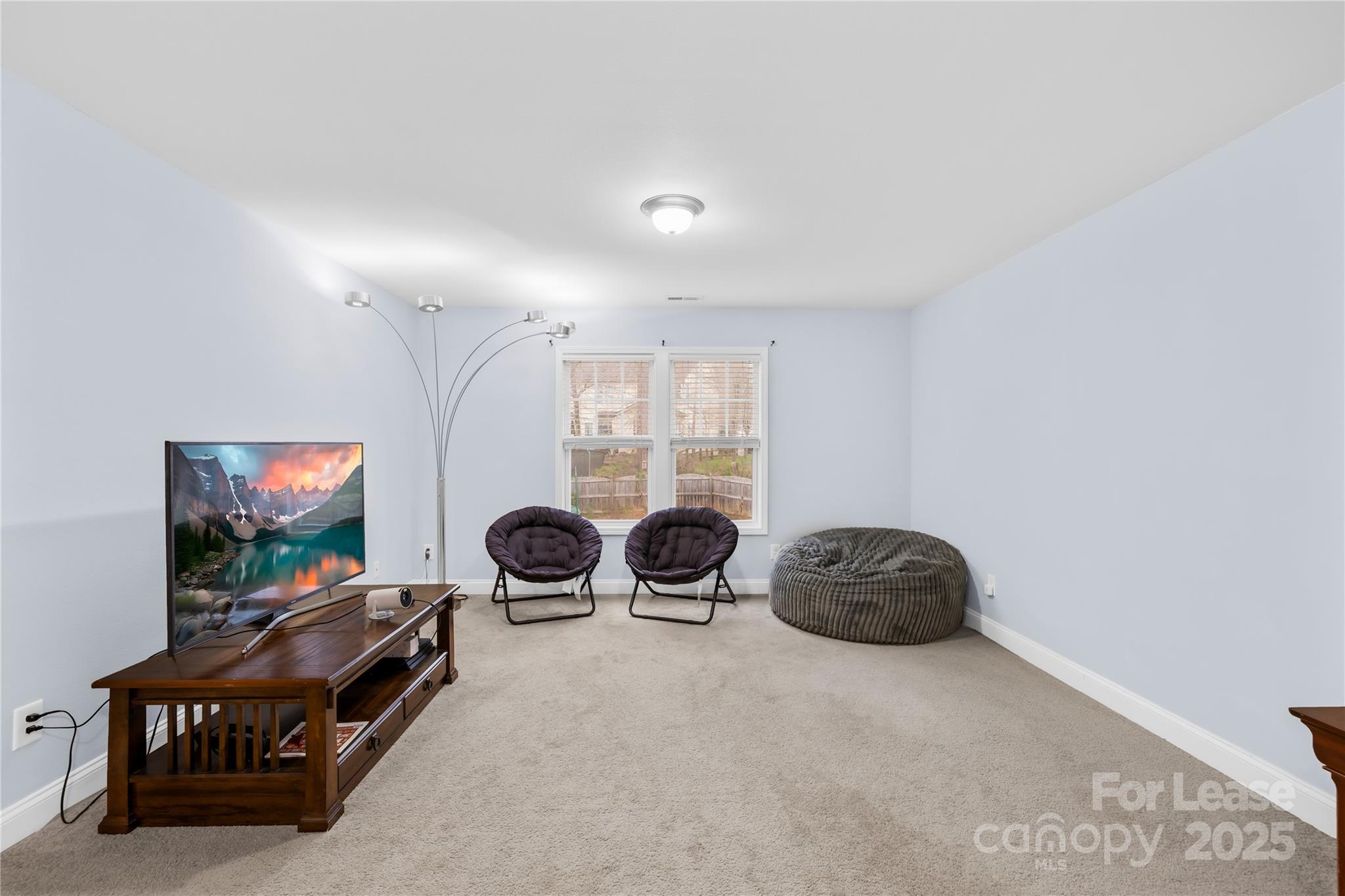 Highland Creek - Residential Lease