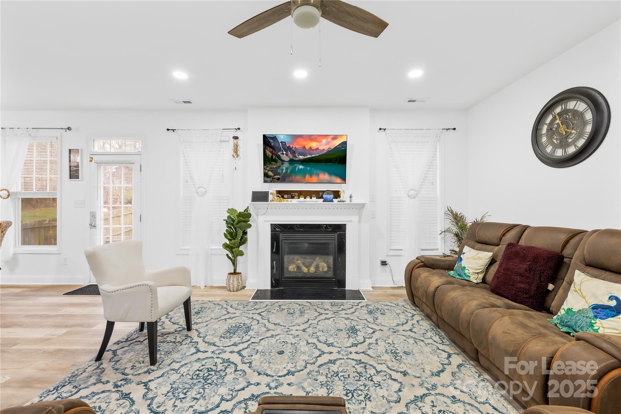 Highland Creek - Residential Lease