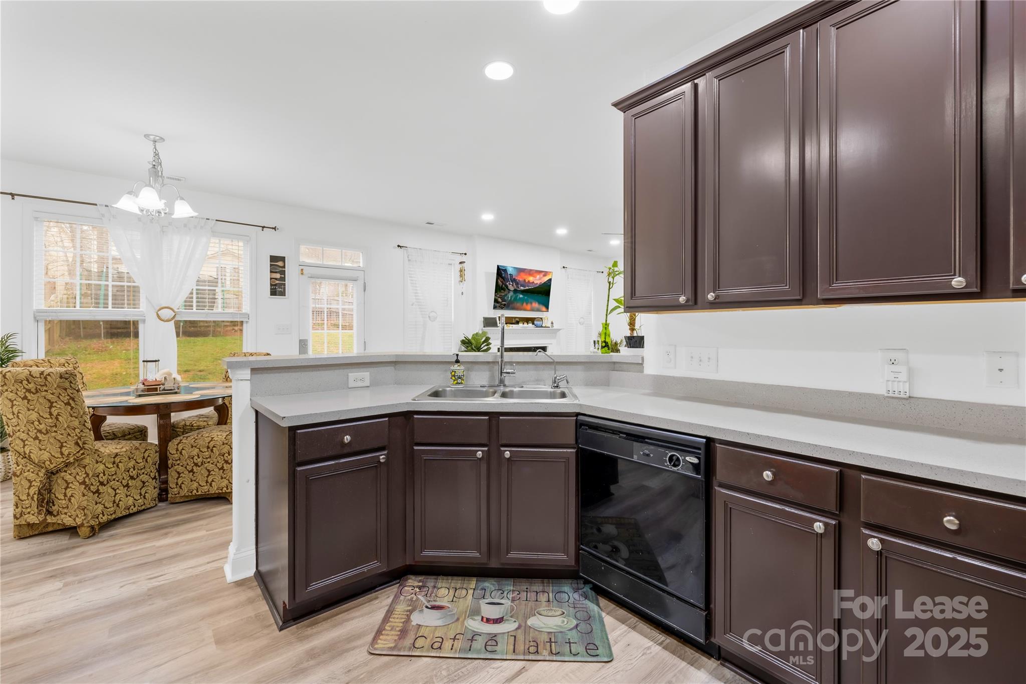 Highland Creek - Residential Lease