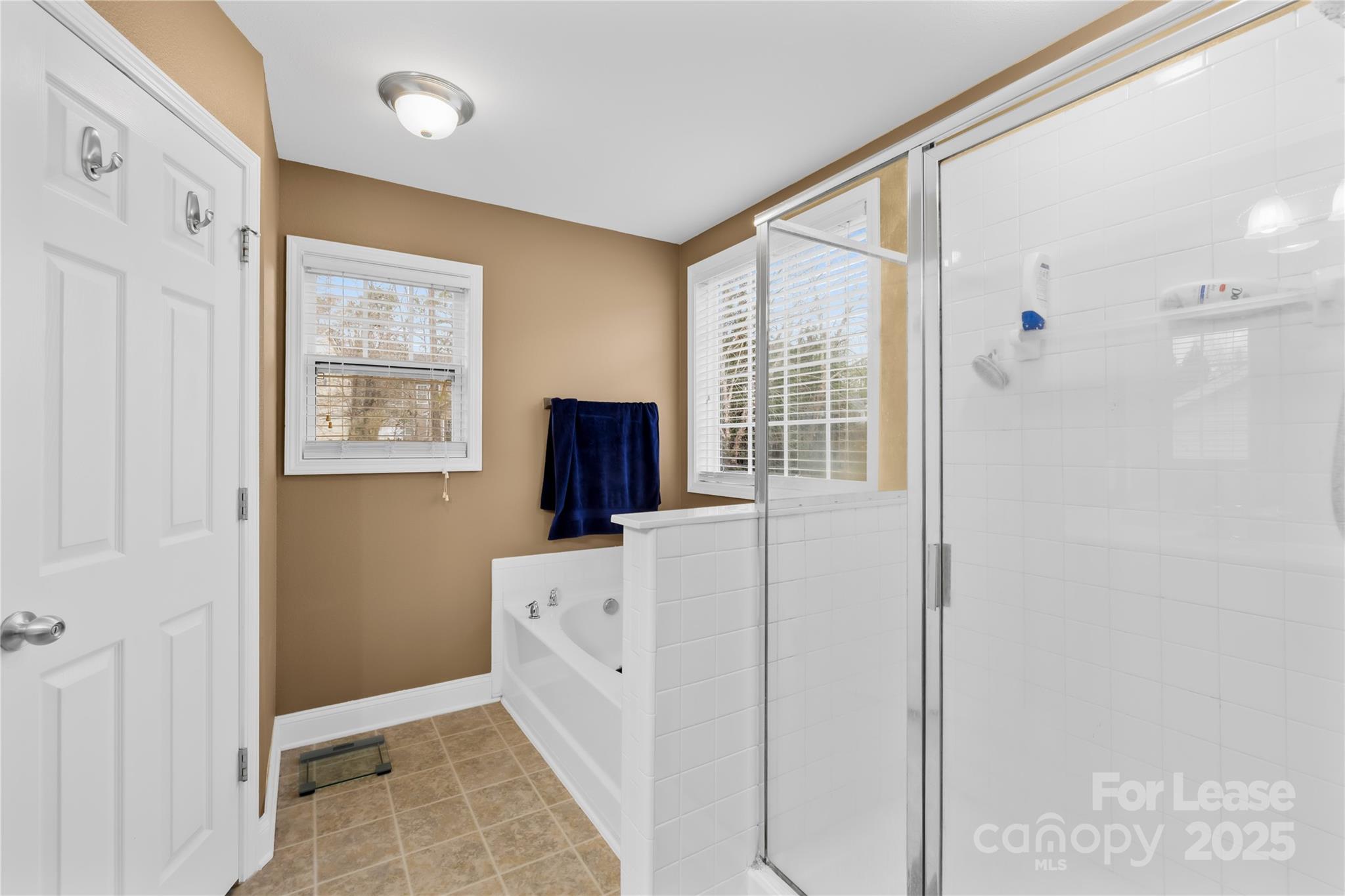 Highland Creek - Residential Lease