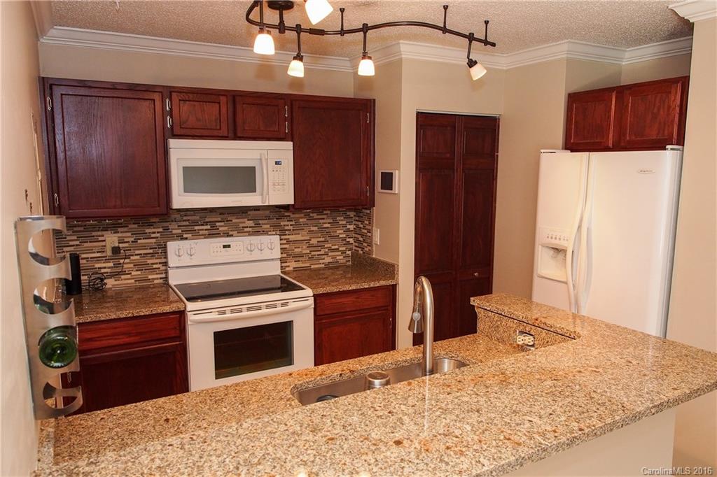 Vineyard Point - Residential