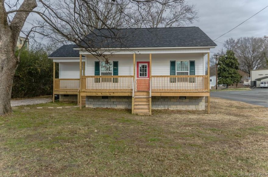 New Bungalow home on fenced corner lot in established Clover neighborhood. Completed in June 2014. USDA eligible. $4,000 for closing costs included in price.  Den can be used as 2nd bedroom.  Upgraded cabinets and flooring (wood, ceramic tile), gas tankless water heater. 12x16 screened deck with cable and ceiling fan. Font porch is shaded by mature, producing pecan tree. Fenced yard also has a storage building.  Quiet corner lot conveniently close to downtown Clover.  Home warranty included.