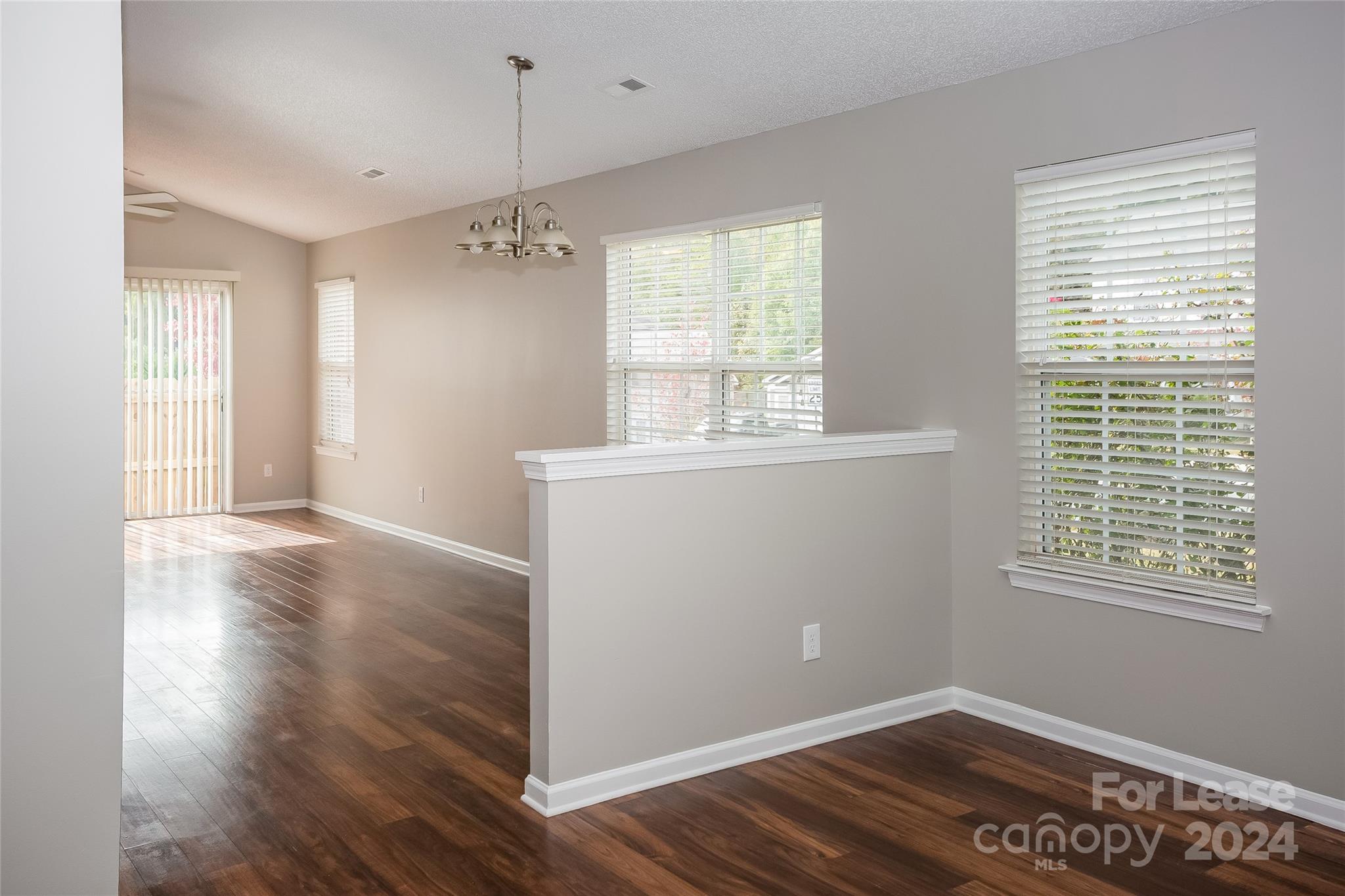 Stewarts Crossing - Residential Lease