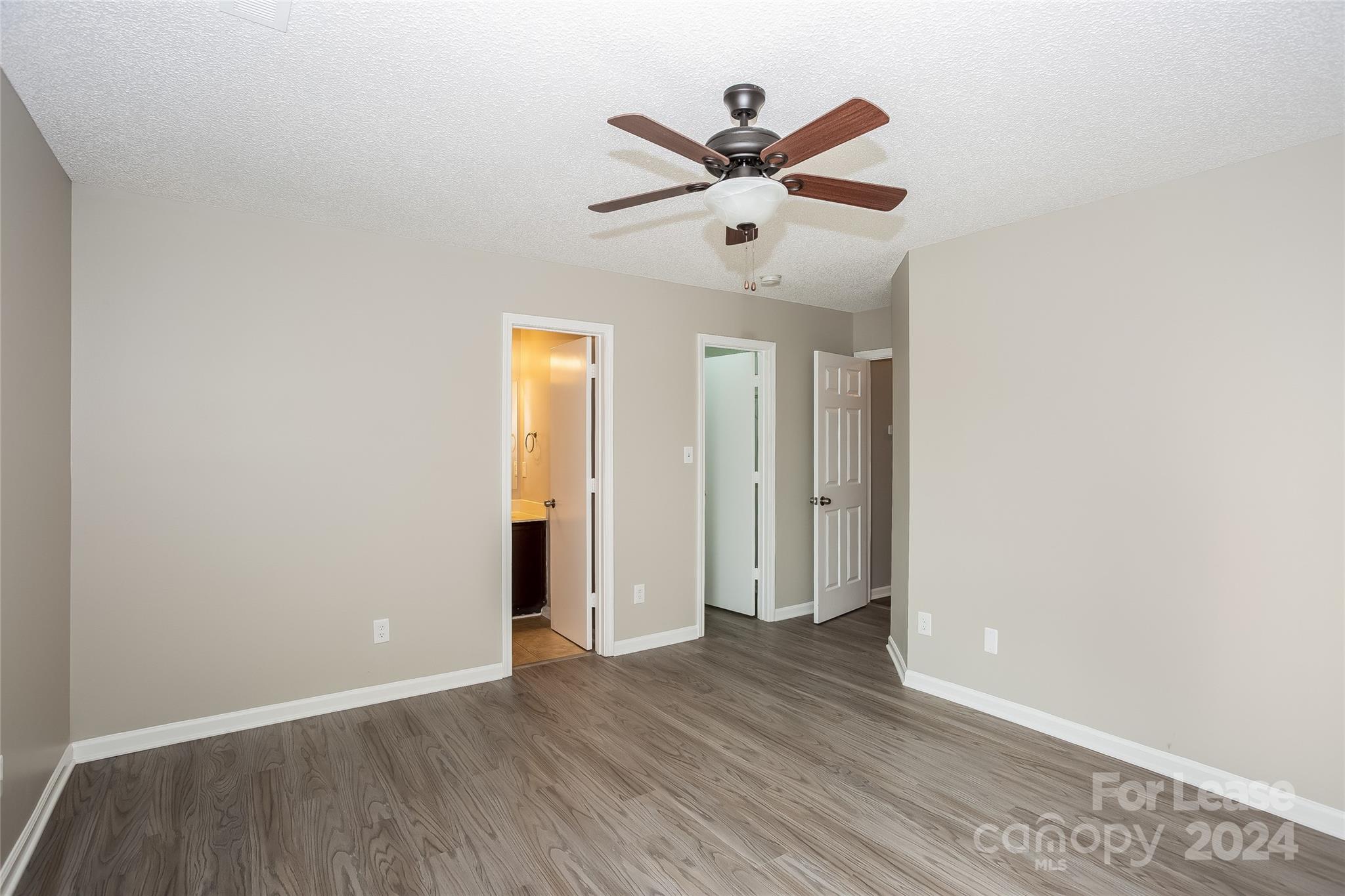 Stewarts Crossing - Residential Lease