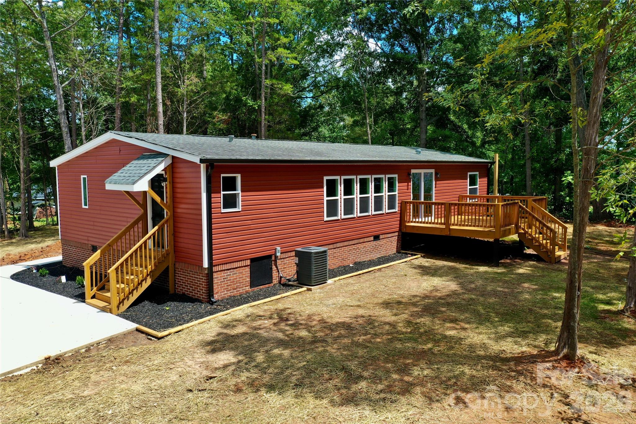 9401 Seymour Lane