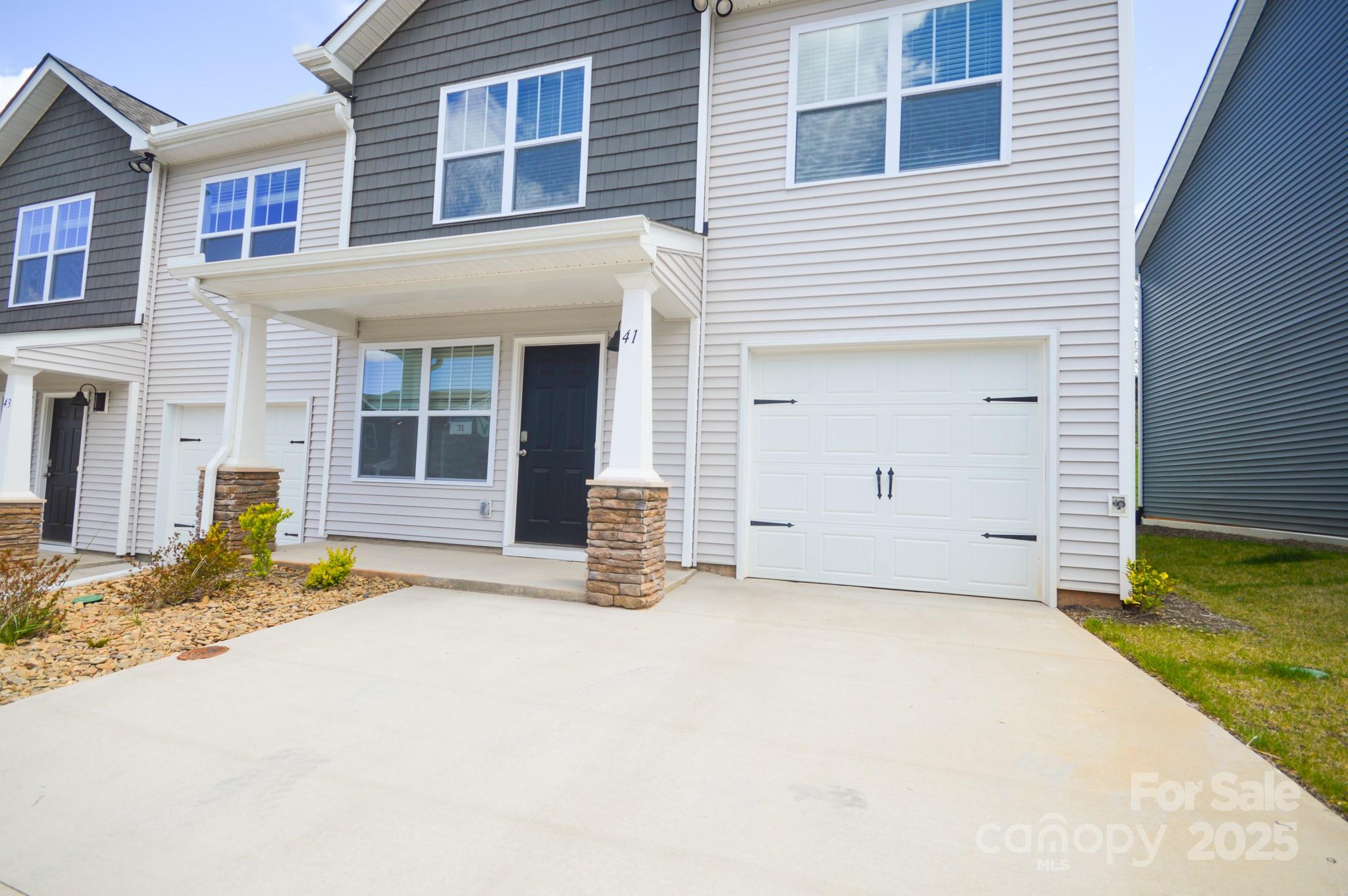 41 Cain Hollow Way