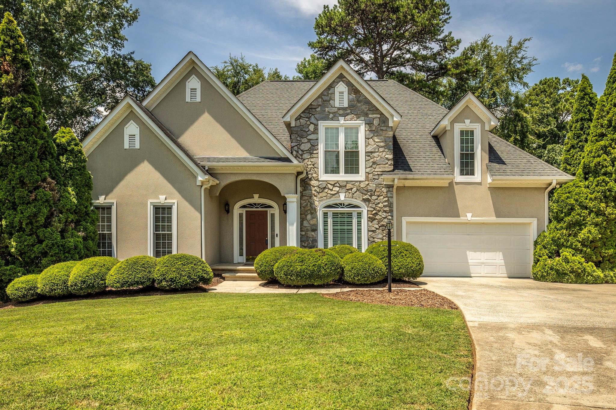 1253 Iverleigh Trail