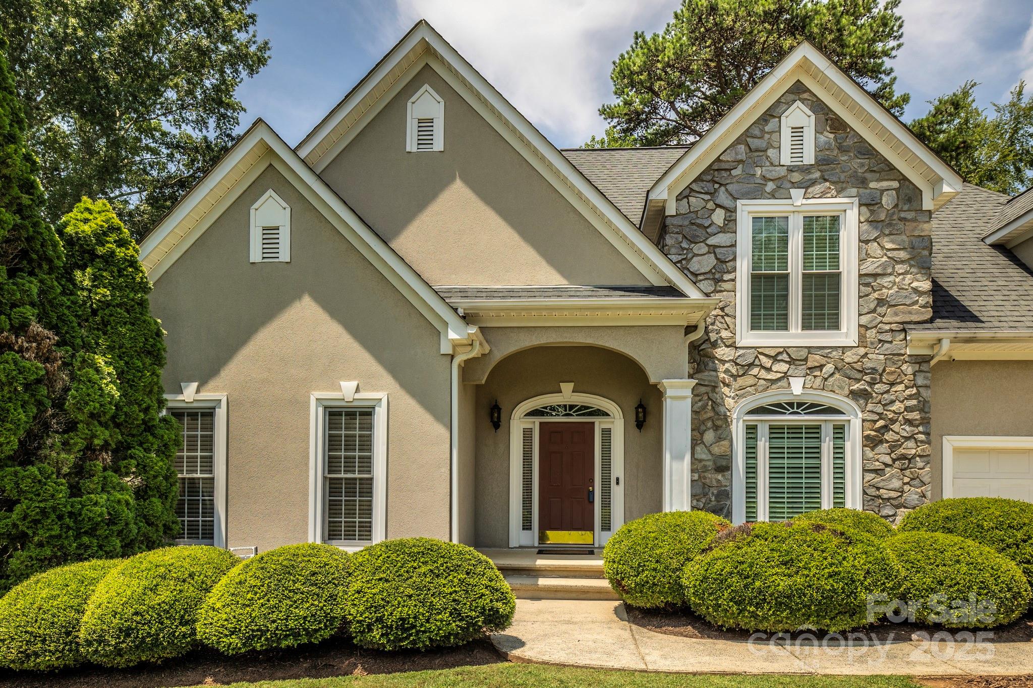 1253 Iverleigh Trail