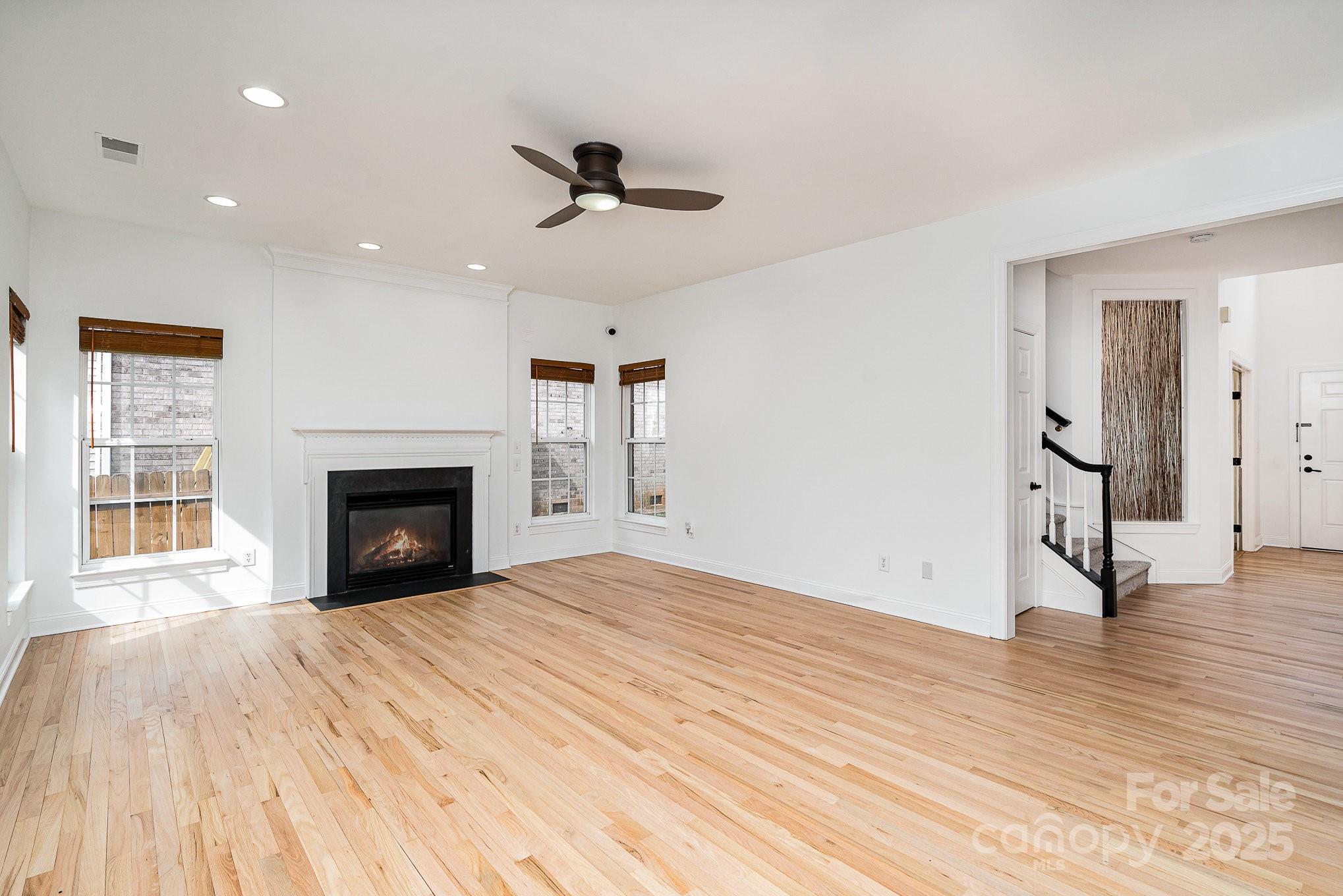 5672 Wrenfield Court