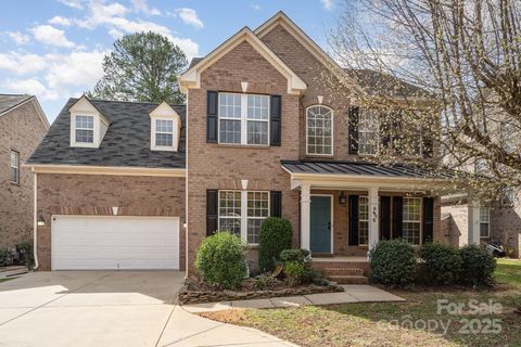 5672 Wrenfield Court Charlotte NC 28277
