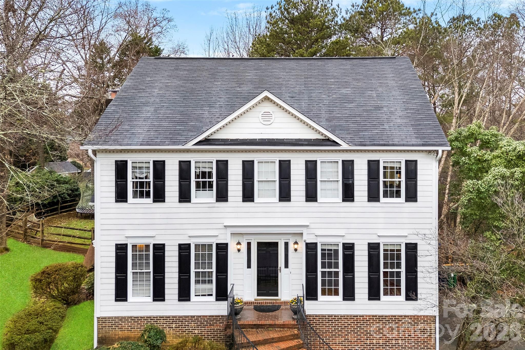 10318 Hollybrook Drive